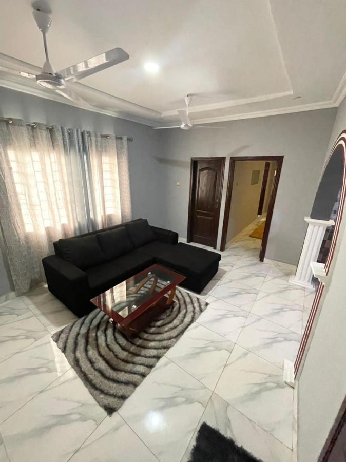 דירות אקרה Detouz Lodging מראה חיצוני תמונה