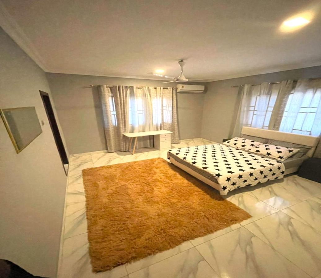 דירות אקרה Detouz Lodging מראה חיצוני תמונה