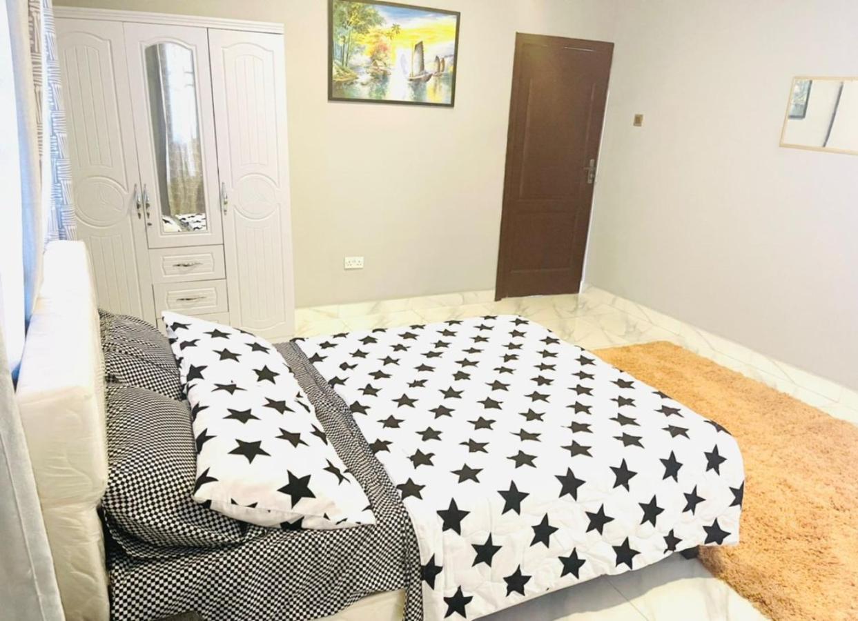 דירות אקרה Detouz Lodging מראה חיצוני תמונה
