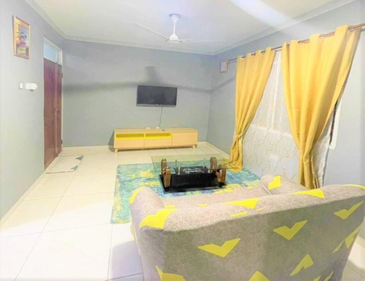 דירות אקרה Detouz Lodging מראה חיצוני תמונה